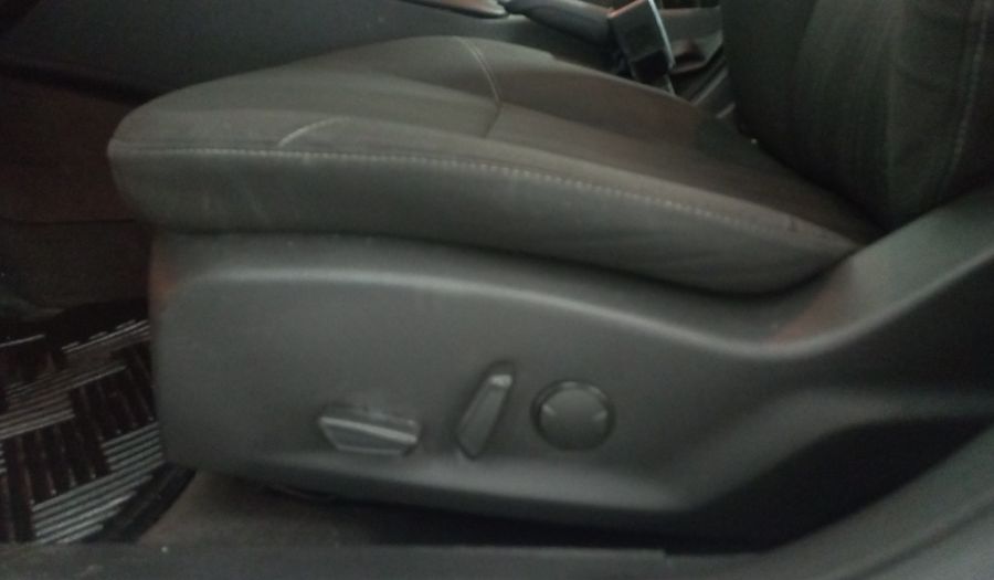 Ford Focus 2.0 SE AT Sedan 2015