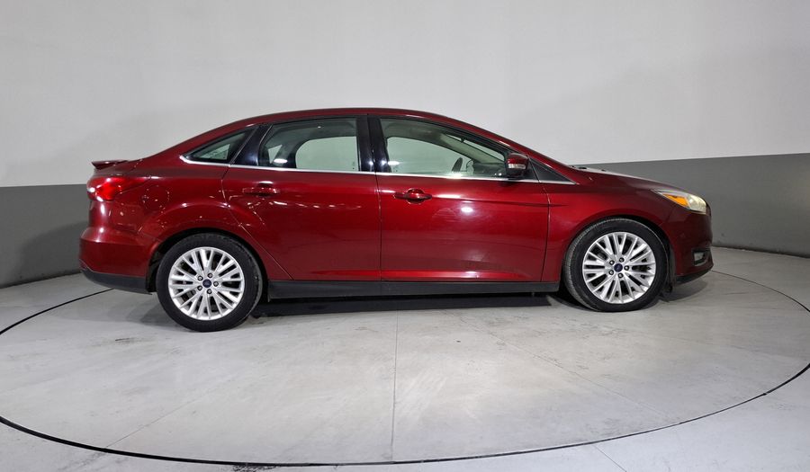 Ford Focus 2.0 TITANIUM AUTO Sedan 2017