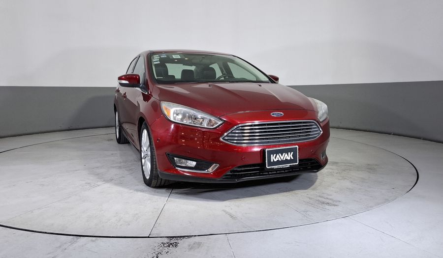 Ford Focus 2.0 TITANIUM AUTO Sedan 2017
