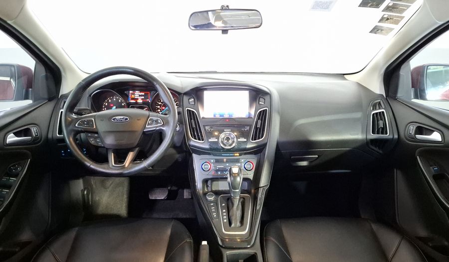 Ford Focus 2.0 TITANIUM AUTO Sedan 2017