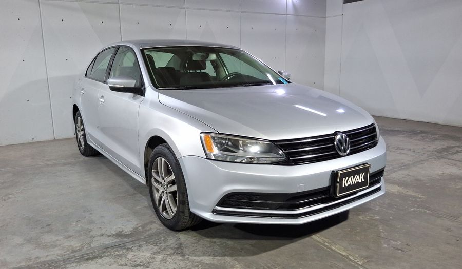 Volkswagen Jetta 2.5 TRENDLINE TIPTRONIC Sedan 2015