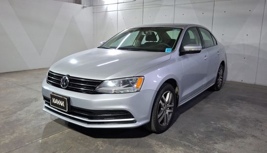 Volkswagen • Jetta