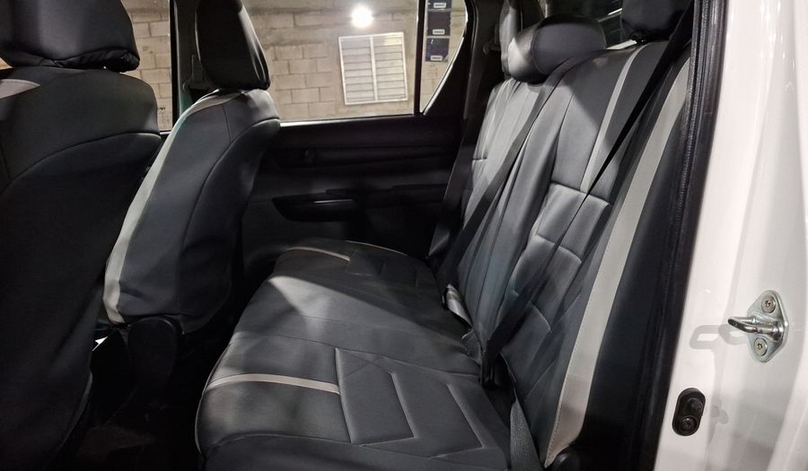 Toyota Hilux 2.7 SR DOBLE CABINA Pickup 2022