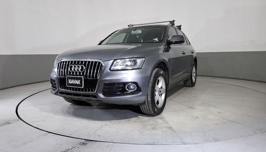 Audi • Q5