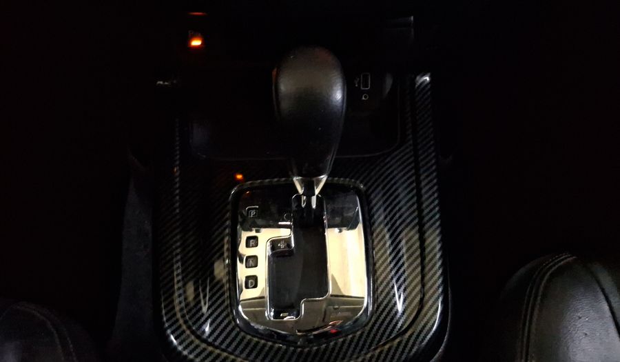 Nissan Frontier 2.5 PLATINUM LE AUTO Pickup 2022
