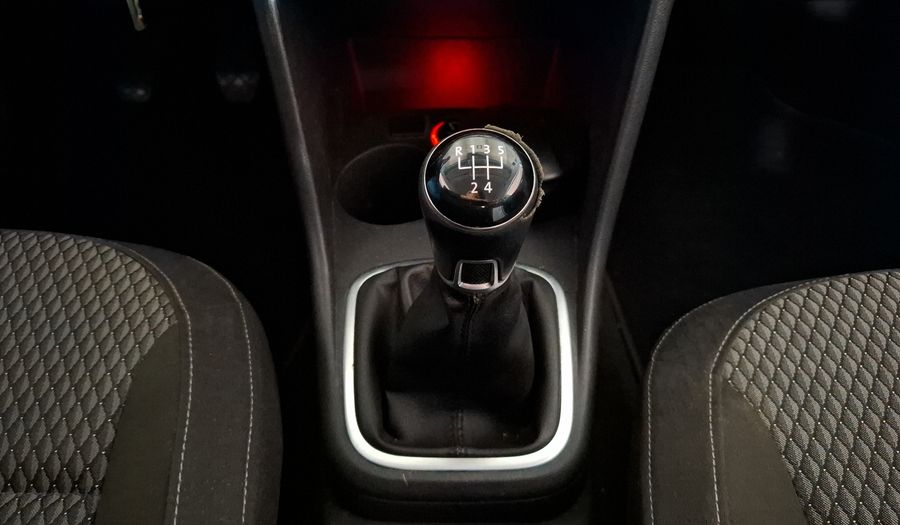 Volkswagen Vento 1.6 HIGHLINE Sedan 2019