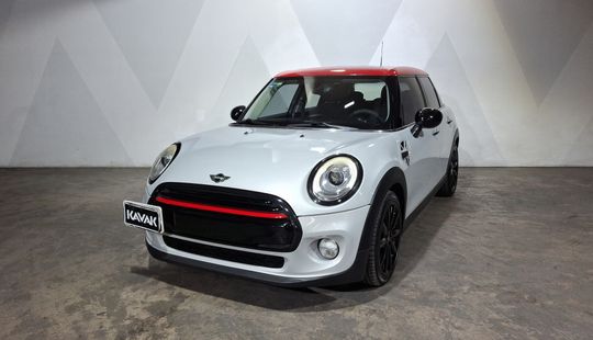 Mini • Cooper