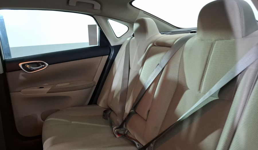 Nissan Sentra 1.8 ADVANCE CVT Sedan 2016
