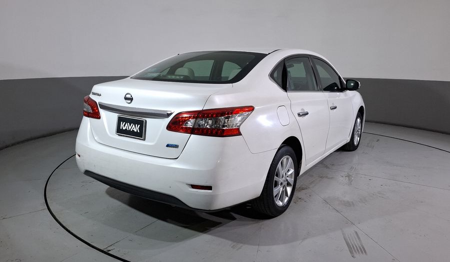 Nissan Sentra 1.8 ADVANCE CVT Sedan 2016