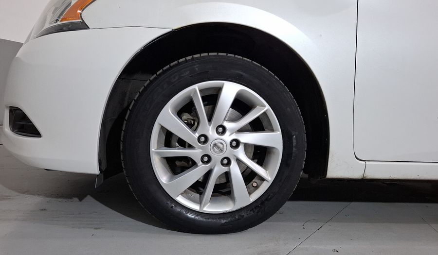 Nissan Sentra 1.8 ADVANCE CVT Sedan 2016