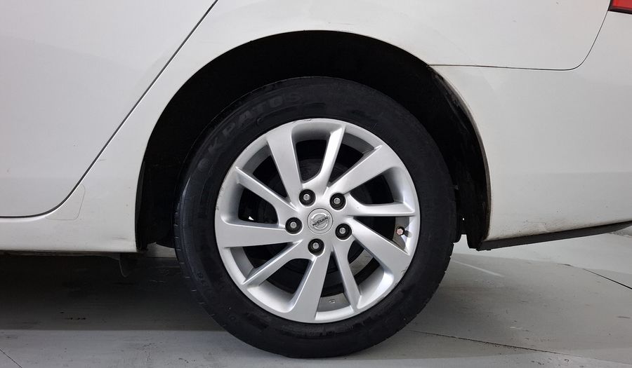 Nissan Sentra 1.8 ADVANCE CVT Sedan 2016