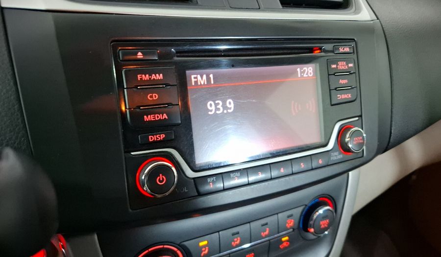 Nissan Sentra 1.8 ADVANCE CVT Sedan 2016