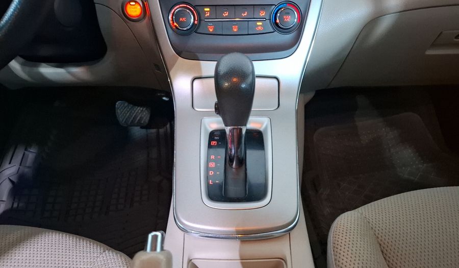 Nissan Sentra 1.8 ADVANCE CVT Sedan 2016