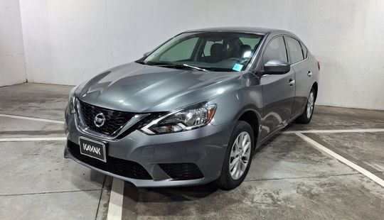 Nissan • Sentra