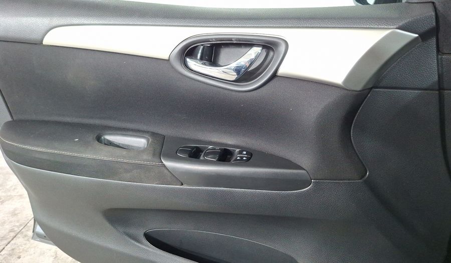 Nissan Sentra 1.8 SENSE AUTO Sedan 2018