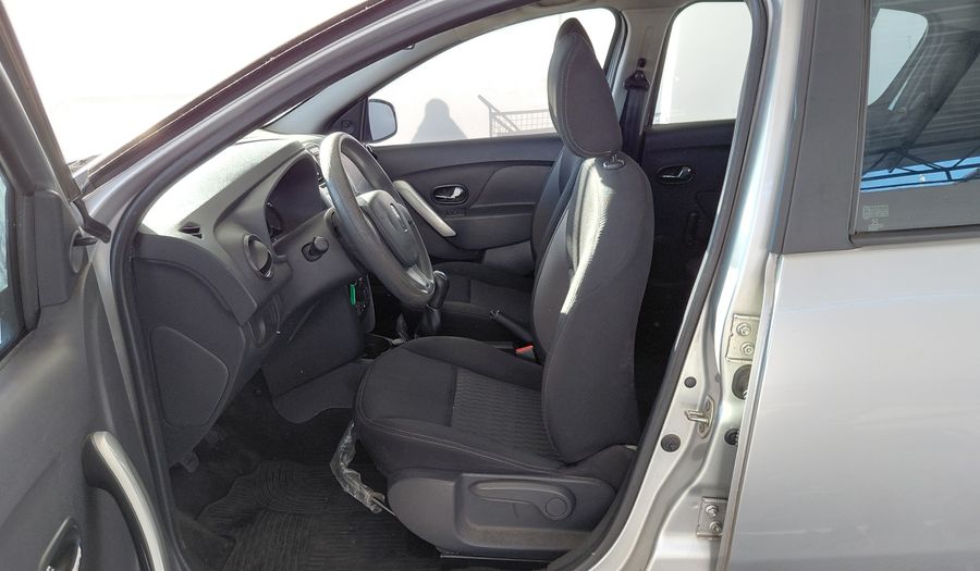 Renault Sandero Stepway 1.6 STEPWAY EXPRESSION Hatchback 2018