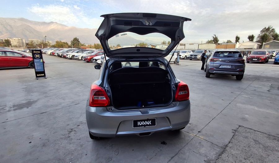 Suzuki Swift 1.2 GLX PLUS Hatchback 2023