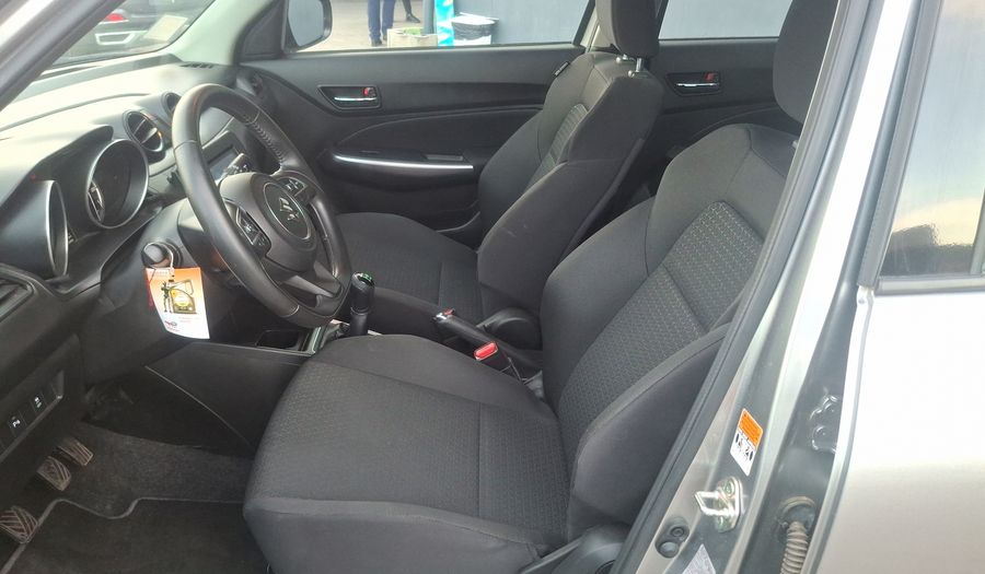 Suzuki Swift 1.2 GLX PLUS Hatchback 2023