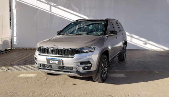 Jeep • Commander