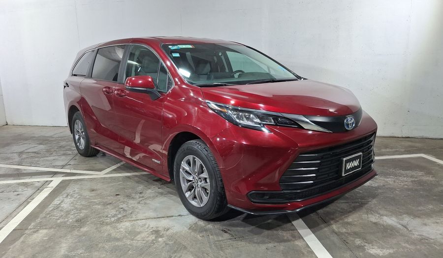 Toyota Sienna 2.5 HEV LE AUTO Minivan 2021