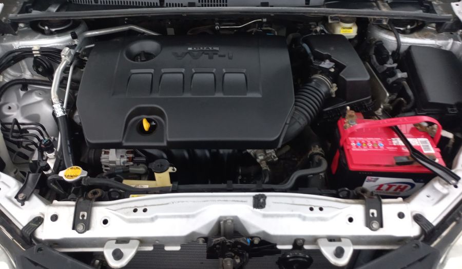 Toyota Corolla 1.8 BASE MT Sedan 2015