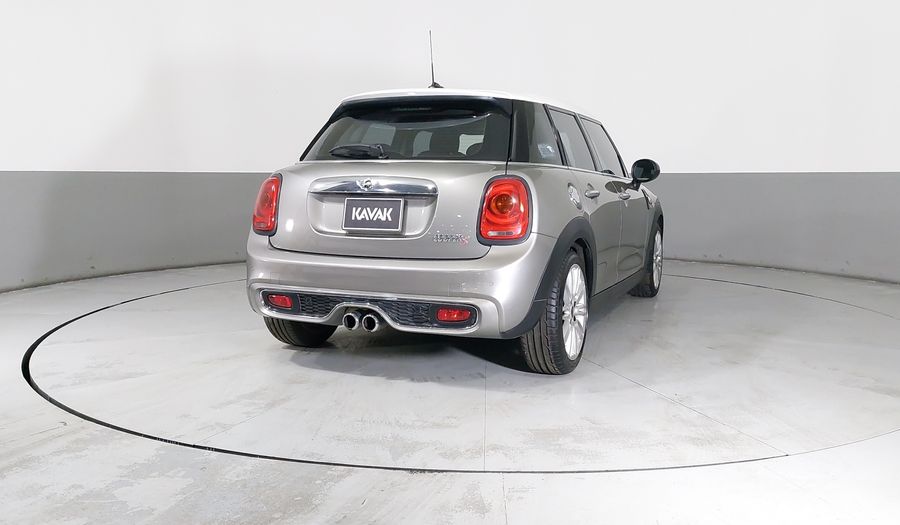 Mini Cooper S 2.0 COOPER CHILI AT Hatchback 2017