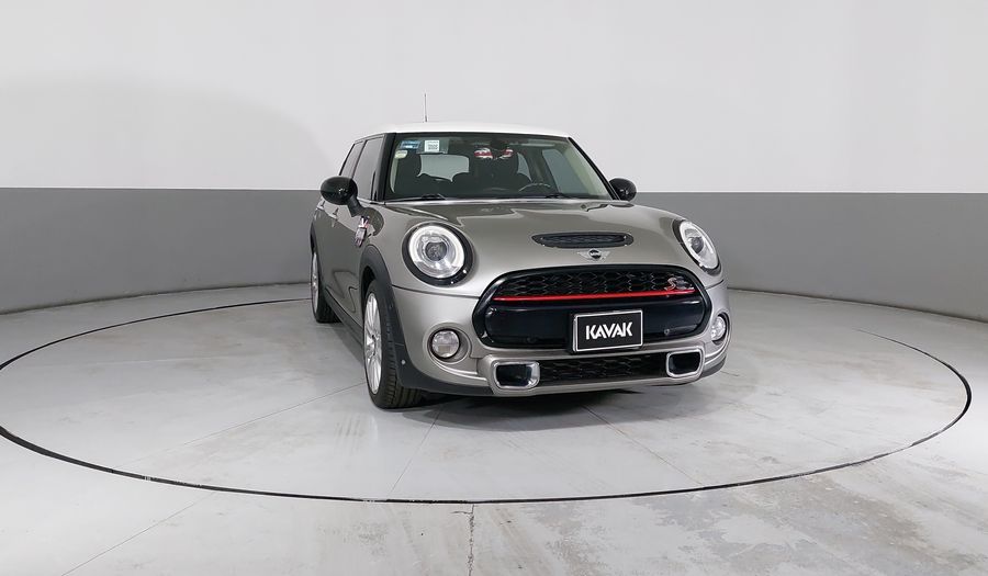 Mini Cooper S 2.0 COOPER CHILI AT Hatchback 2017