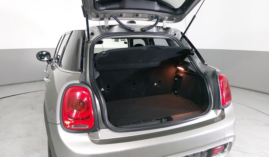 Mini Cooper S 2.0 COOPER CHILI AT Hatchback 2017