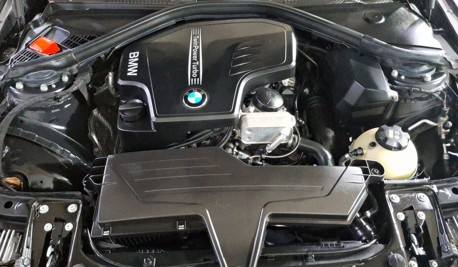 Bmw Serie 2 2.0 220IA SPORT LINE Coupe 2016