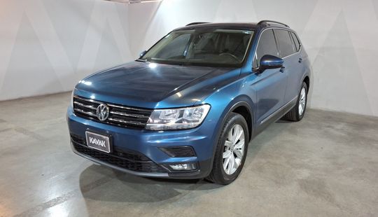Volkswagen • Tiguan