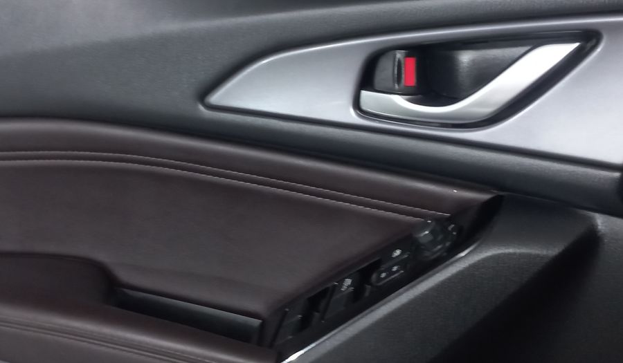 Mazda 3 2.5 SEDAN S GRAND TOURING TA Sedan 2018