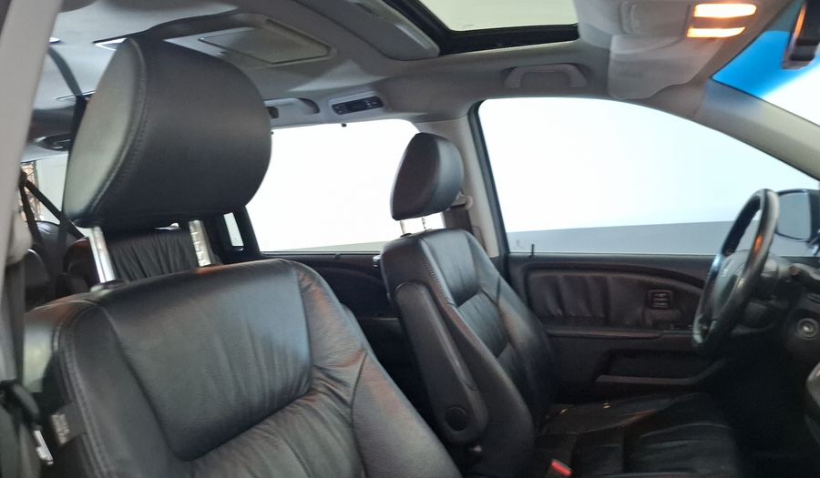 Honda Odyssey 3.5 TOURING AT Minivan 2010