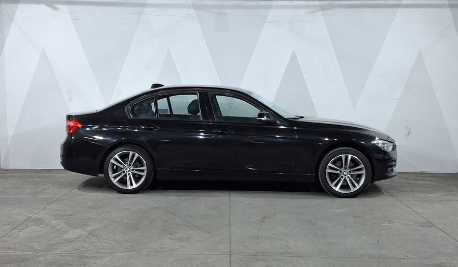 Bmw Serie 3 2.0 330IA SPORT LINE AUTO Sedan 2017
