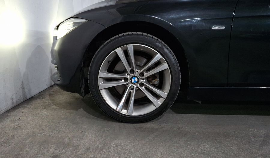 Bmw Serie 3 2.0 330IA SPORT LINE AUTO Sedan 2017