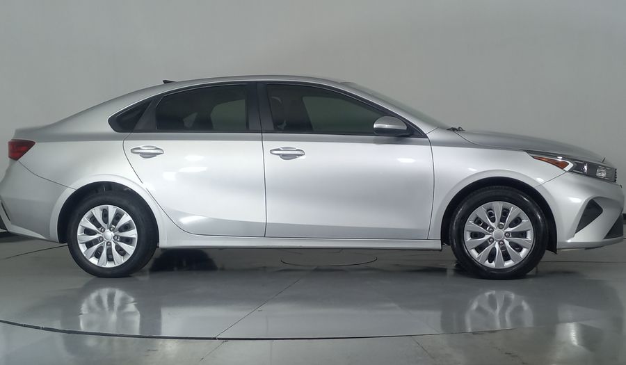 Kia Forte 2.0 L Sedan 2022