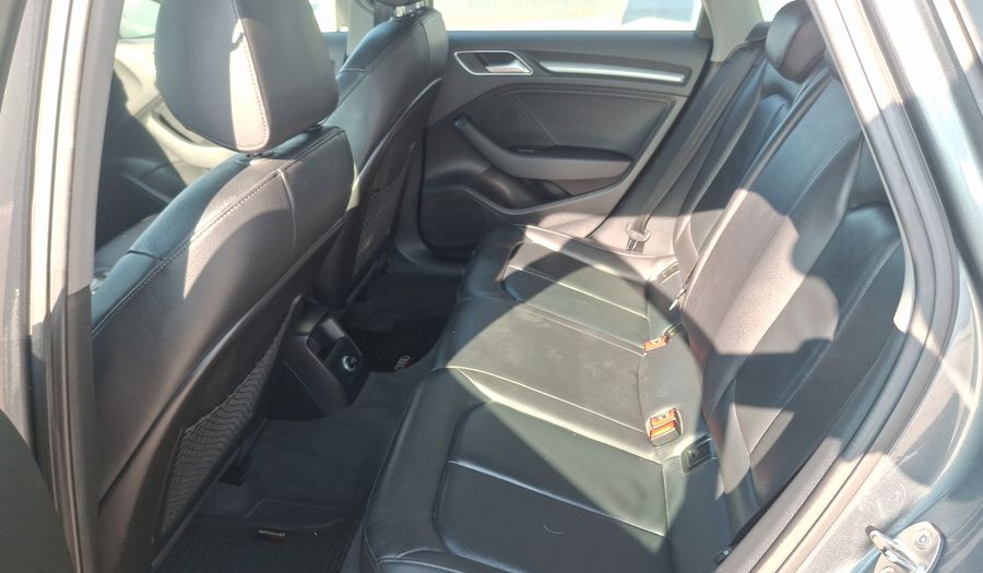Audi A3 1.4 35 TFSI S TRONIC Sedan 2019
