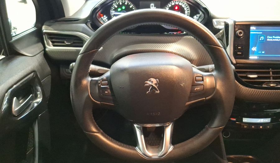 Peugeot 208 1.2 PURETECH 82 HP SIGNATURE Hatchback 2020