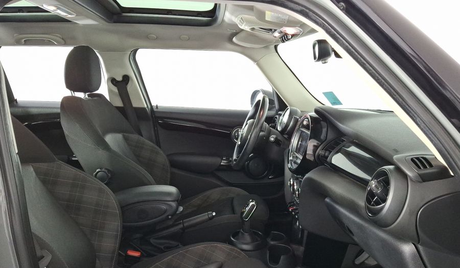 Mini Cooper 1.5 COOPER CHILI CONNECTED EDITION DCT Hatchback 2019