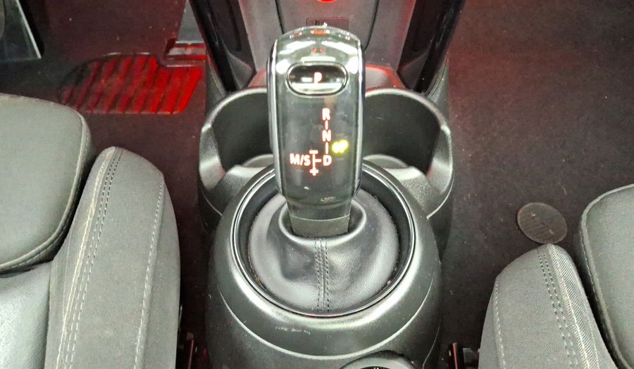 Mini Cooper 1.5 COOPER CHILI CONNECTED EDITION DCT Hatchback 2019