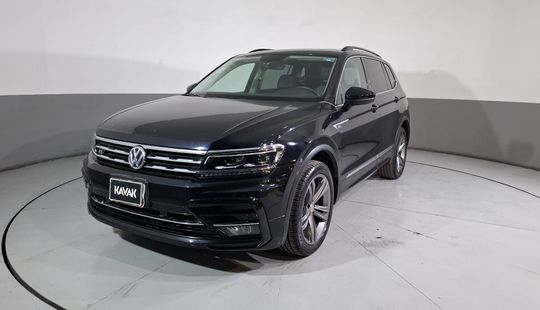 Volkswagen • Tiguan