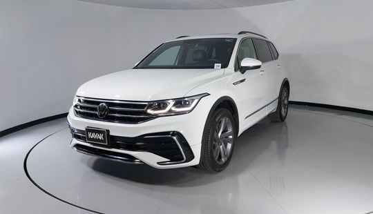 Volkswagen • Tiguan