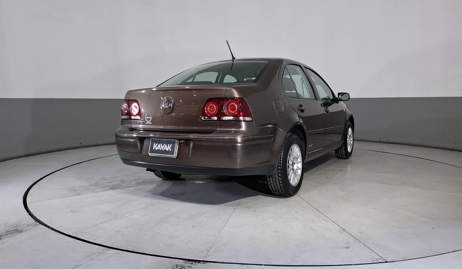 Volkswagen Jetta Clasico 2.0 CL MT Sedan 2015