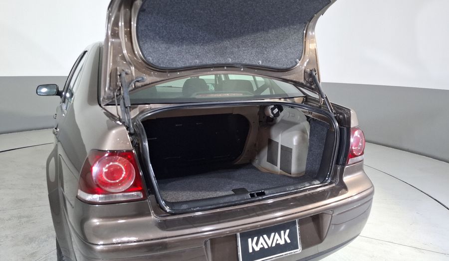 Volkswagen Jetta Clasico 2.0 CL MT Sedan 2015