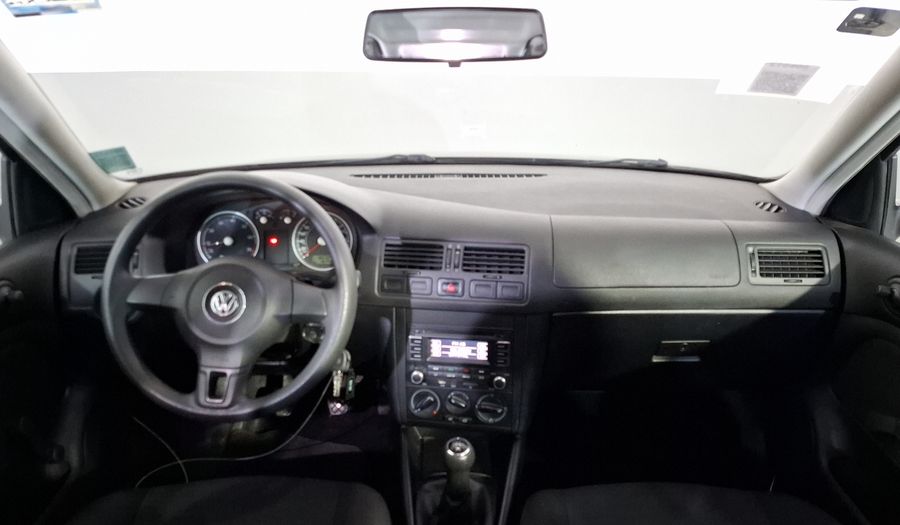 Volkswagen Jetta Clasico 2.0 CL MT Sedan 2015