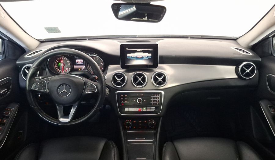 Mercedes Benz Clase Gla 1.6 GLA 200 SPORT DCT Suv 2018