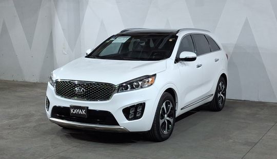 Kia • Sorento