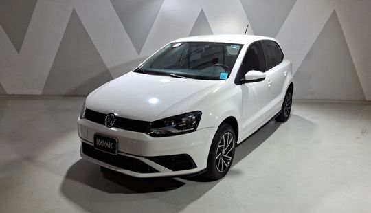 Volkswagen • Polo