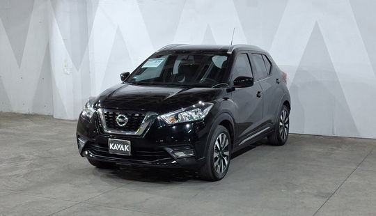 2019 • 77,000 km • Automático