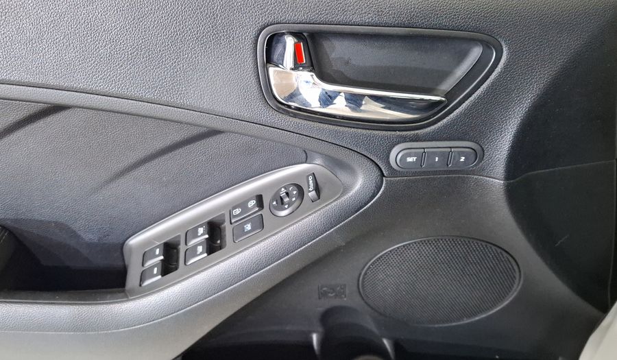 Kia Forte 2.0 SX AUTO Sedan 2018