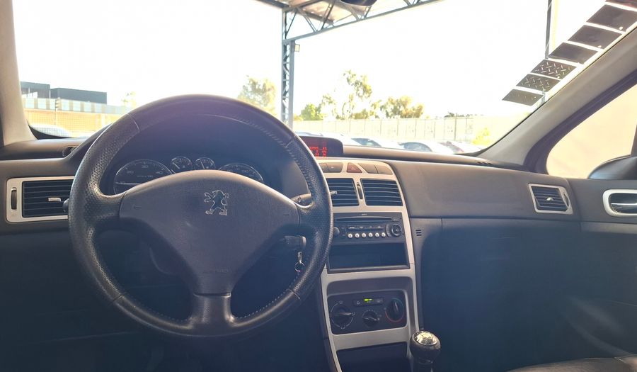 Peugeot 307 1.6 XT PREMIUM Hatchback 2010
